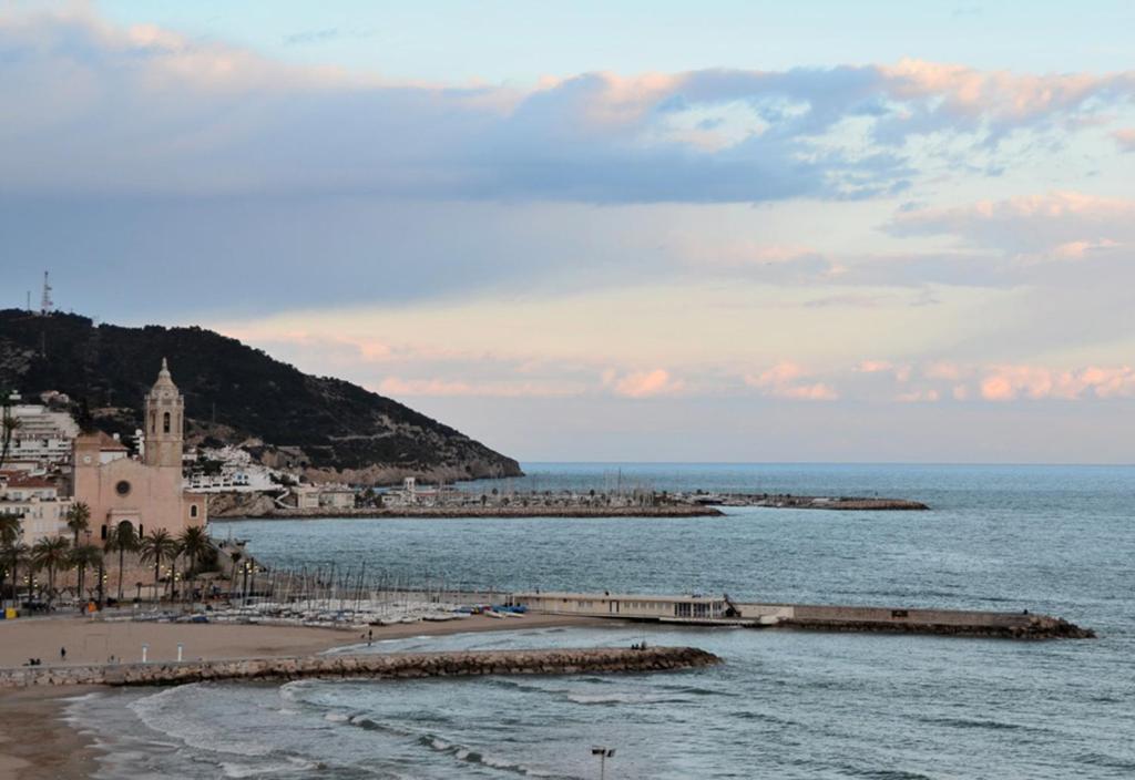 Mediterraneo Sitges Exteriör bild